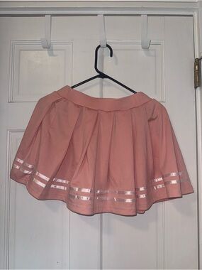 AvidLove Baby Pink Pleated Mini Skirt
